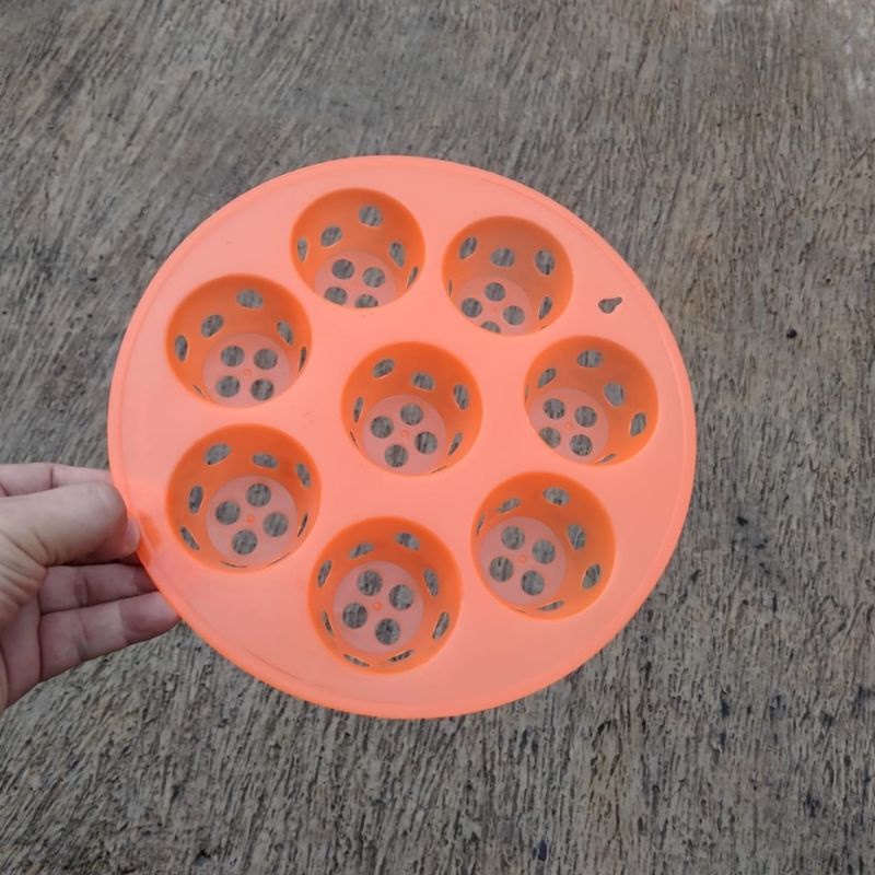 Loyang Bolu Kukus Plastik 8 Lubang