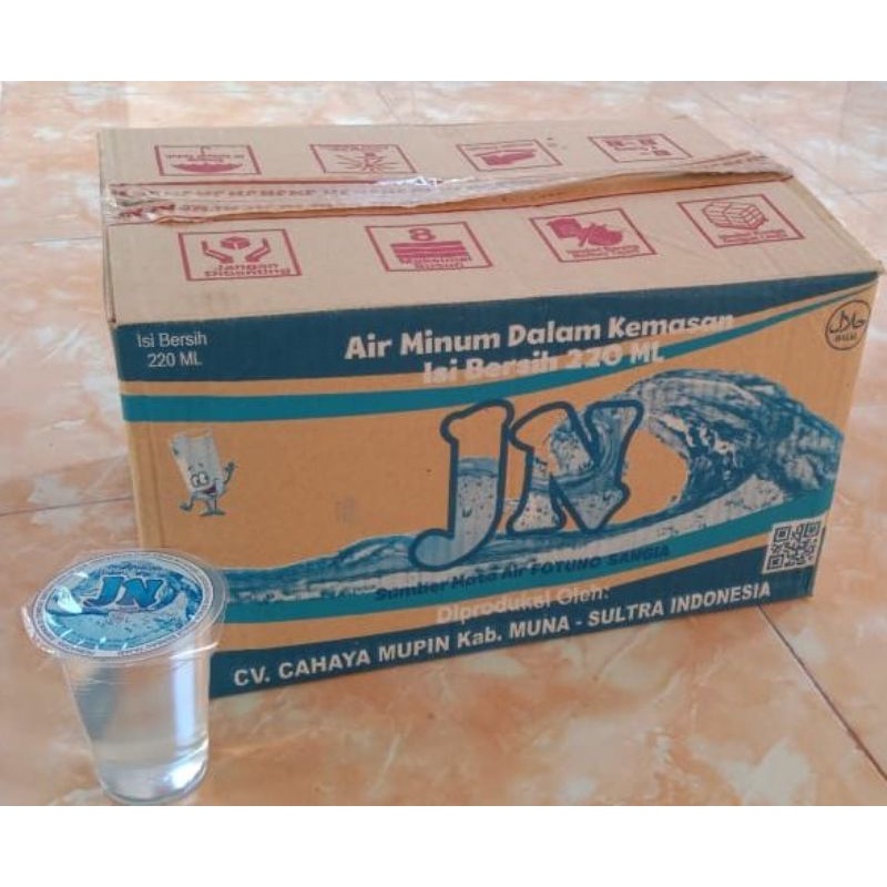 

Air Mineral JN SANGIA 220ml