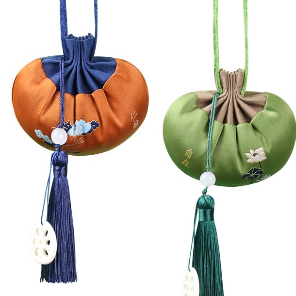 Pouch Jimat / wadah jimat/ gantungan/ pouch jimat serut RAWIS MB