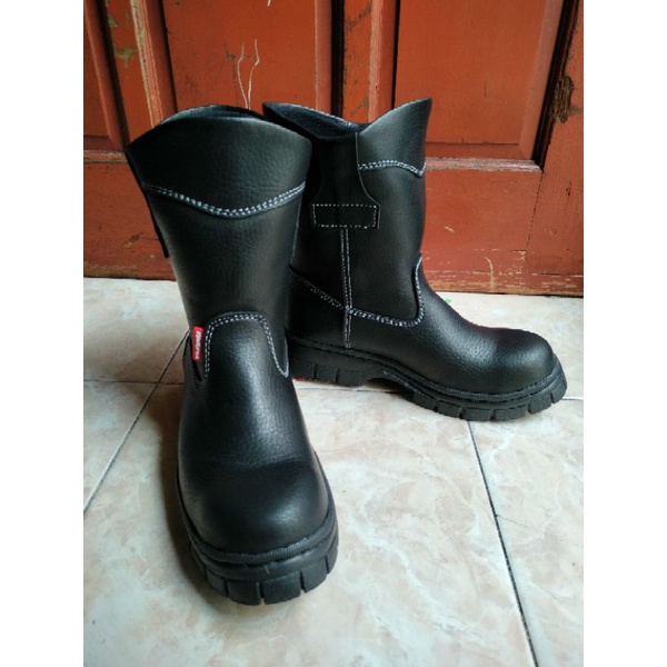 Sepatu safety pria boots king kickers ujung besi proyek lapangan Sepatu kerja safety Kickers