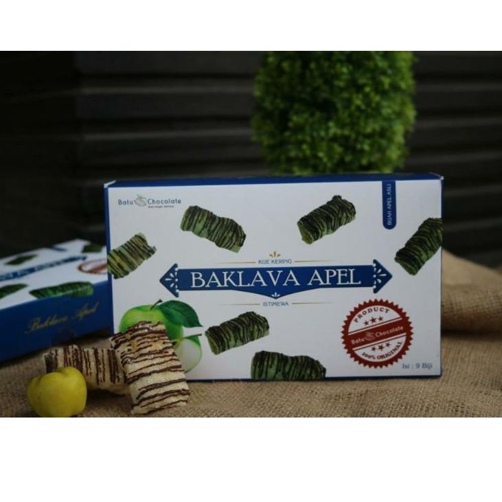 

ㅙ PAKET OLEH OLEH MALANG BATU ~ PAKET BOX [ B ] - ISI : BAKLAVA, COKELAT APEL, DODOL APEL ↼