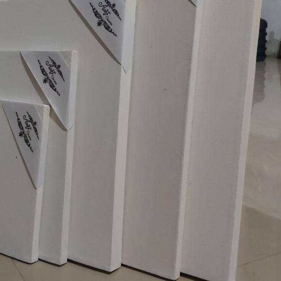 

Kanvas Lukis ukuran 50X60 cm