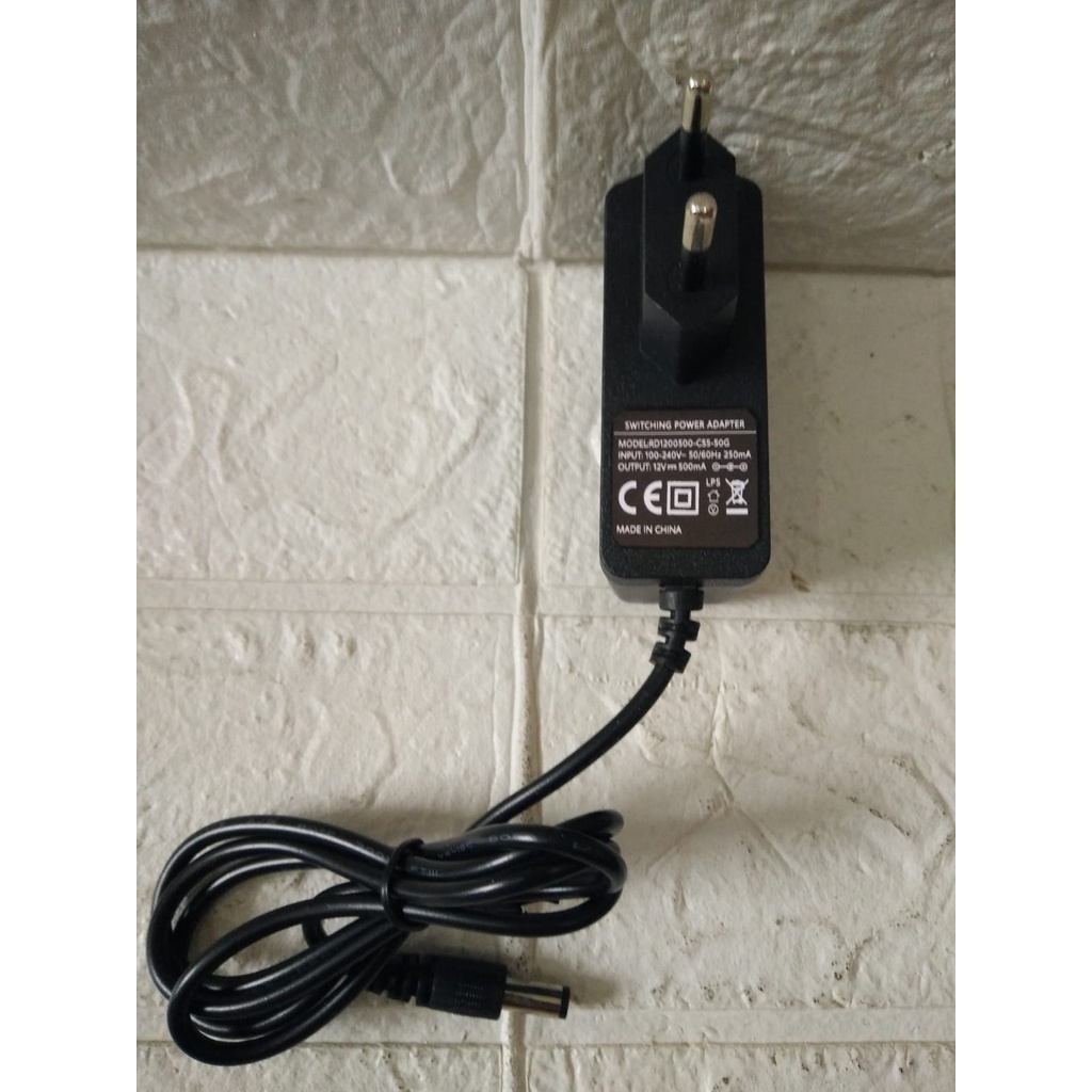 Convertitore AC/DC 5.5x2.1 Mm Alimentatore Universale AC/DC 100-240V A 9V 0.5A - Connettore 5.5x2.1mm Per Piccoli Dispositivi Alimentatore Ac Dc 9v