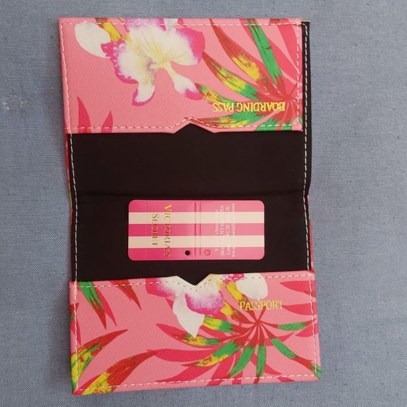 Cover Paspor Dompet Passport dan Dompet Kartu Travel Perjalanan VC