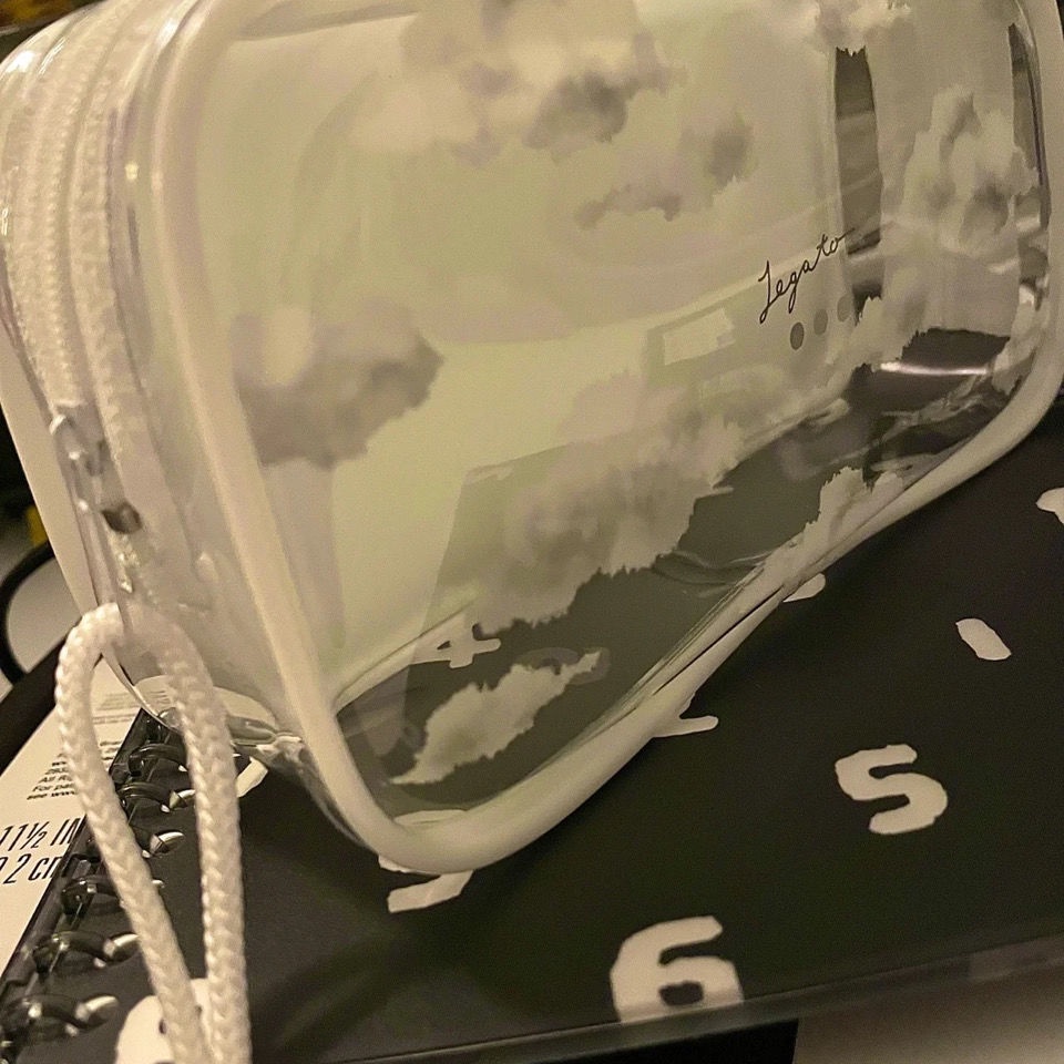 ☎Sera Jepang diimpor kecil awan putih transparan tas pensil PVC, Kapasitas besar penyimpanan alat tulis tas kosmetik, Tangan membawa sederhana kecil segar