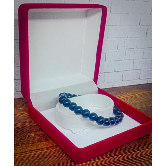 Gelang dan minyak Padang bulan