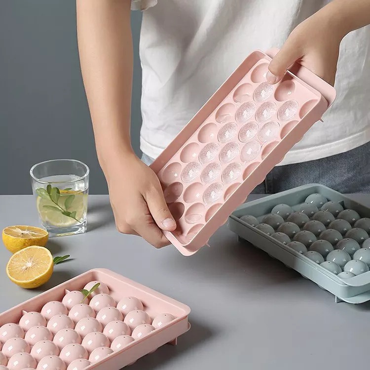 Cetakan Es Batu Bulat 33 Hole Grid Ice Cube Tray Cetakan Jelly Agar-Agar Coklat 33 Lubang Bulat Round dengan Tutup Tempat Es Batu Bulat Tutup Serbaguna