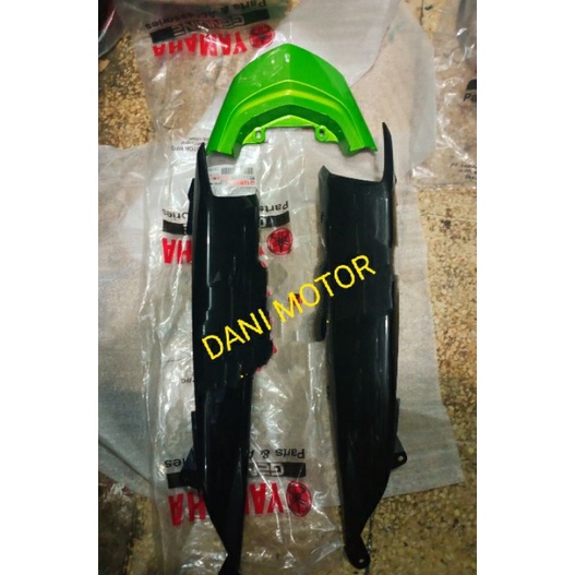 cover sambungan body belakang set mio soul gt 115 warna hijau ori yamaha