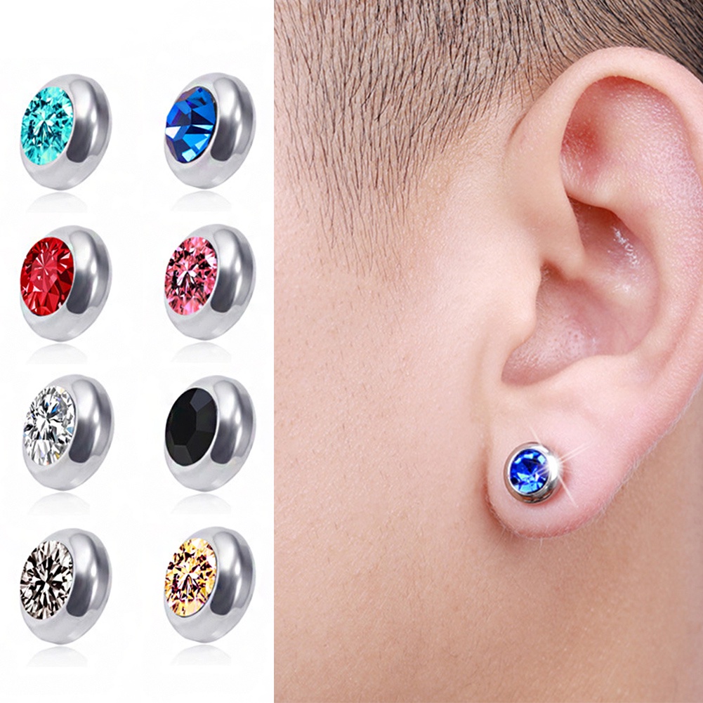Anting Stud Magnetik Hias Berlian Bahan Stainless Steel Untuk Unisex