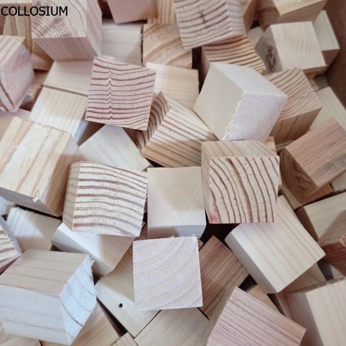 Dadu Kayu Kotak 3 x 3 x 3 cm isi 10 pcs Kayu pinus Jati Belanda Bisa Custom Ukuran Sesaui Kebutuhan