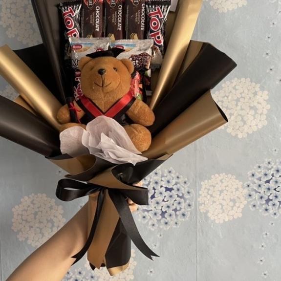[READY] Snack Bouquet 2 [Buket Snack, Buket Coklat, Buket Boneka] - Timtam
