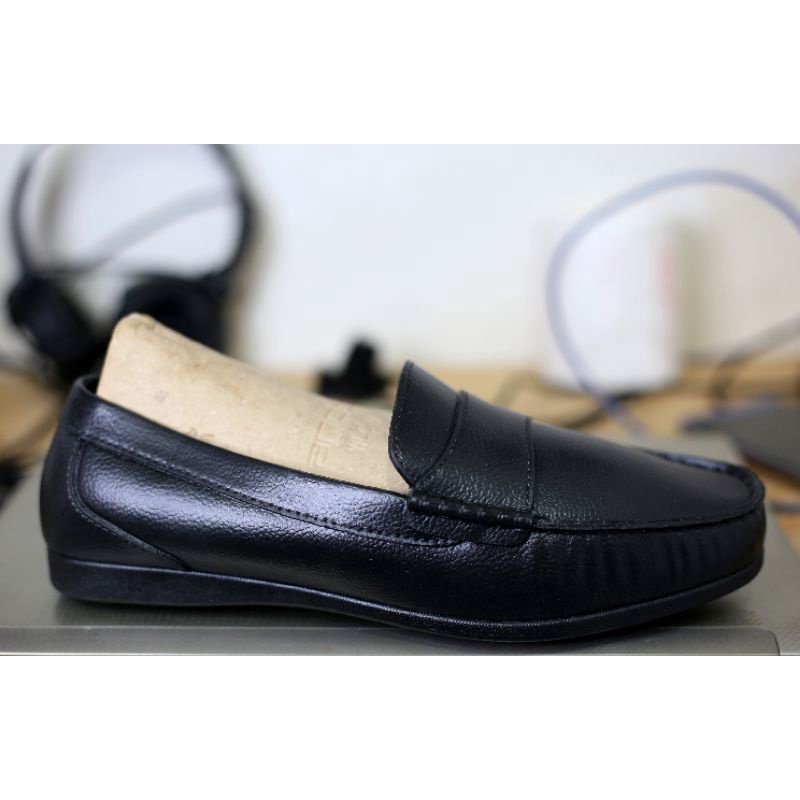 Sepatu casual fashion sepatu kerja pantofel karet keren termurah