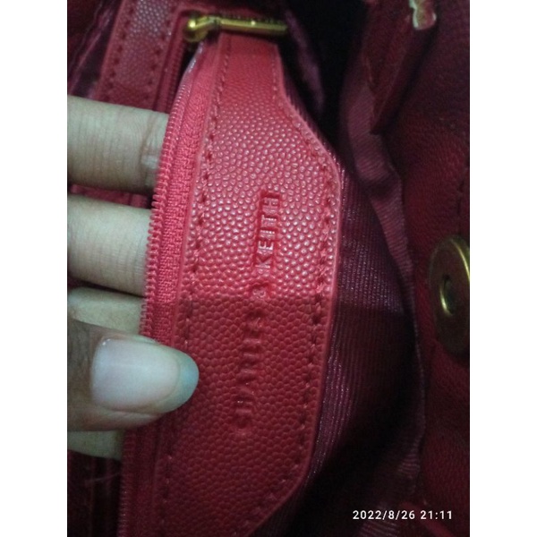 [Preloved] tas Charles and Keith