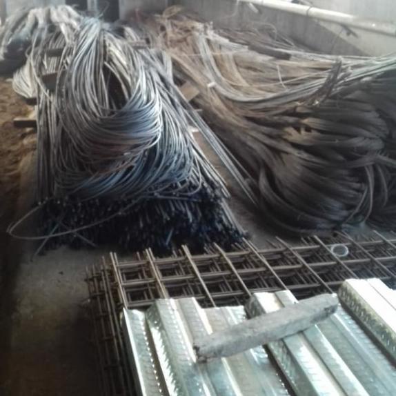 Besi Beton Polos 10mm SNI