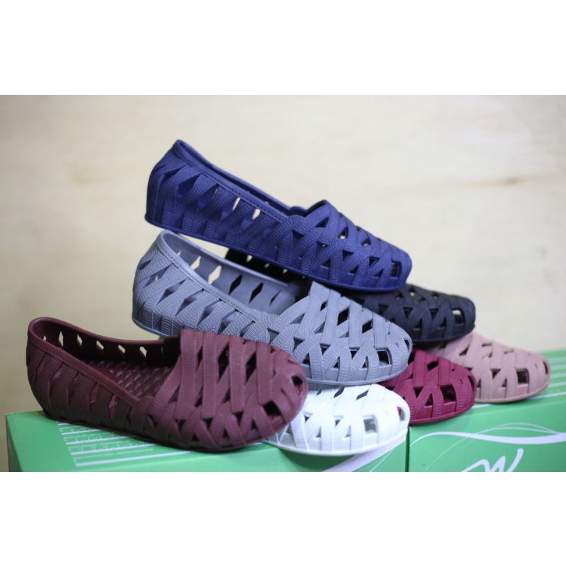 Flatshoes karet sepatu teplek lentur anti air sepatu musim hujan