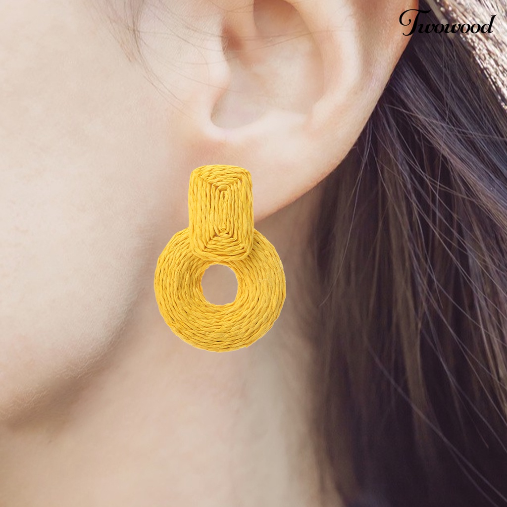 1 Pasang Anting Bentuk Bulat Untuk Wanita