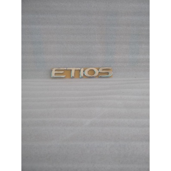 Emblem tulisan etios original