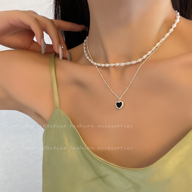 Kalung Liontin Kupu-Kupu Hati Aksen Kristal Mutiara Warna Silver Untuk Wanita