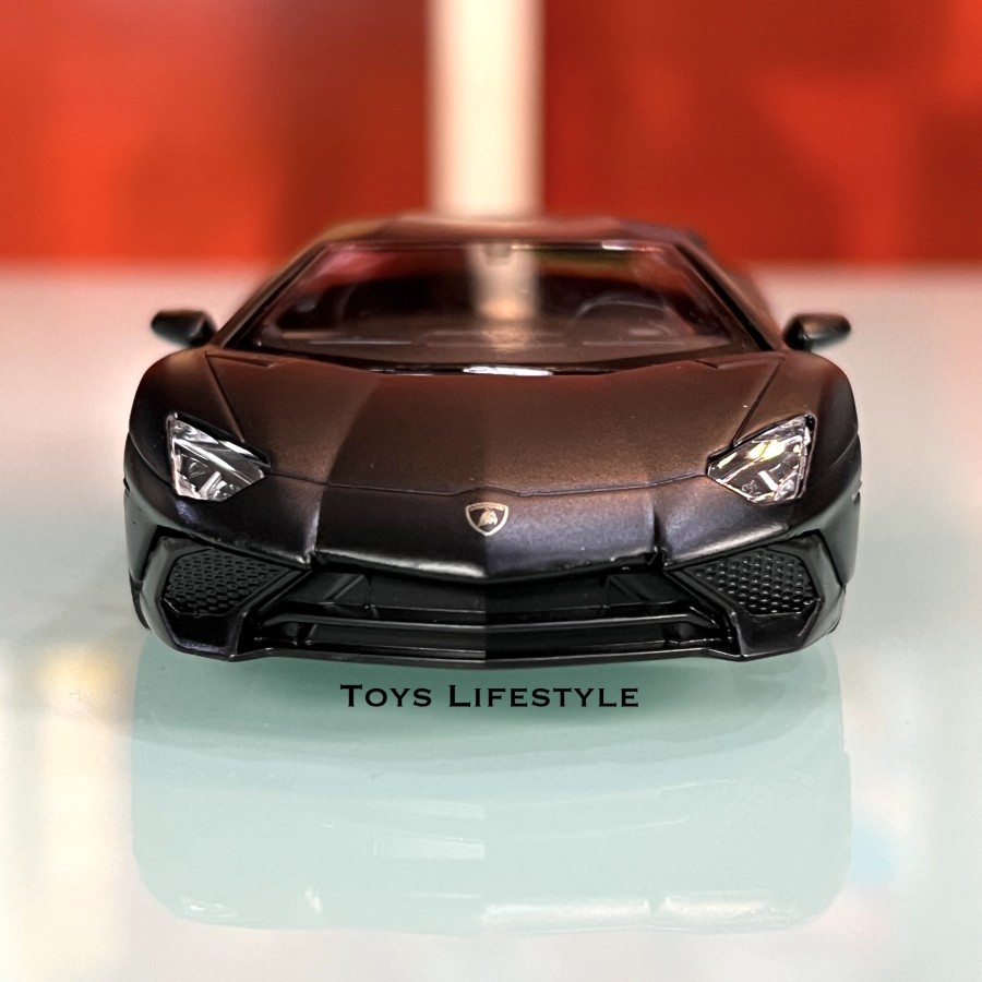 Mobil RMZ City Diecast Lamborghini Aventador SV Coupe