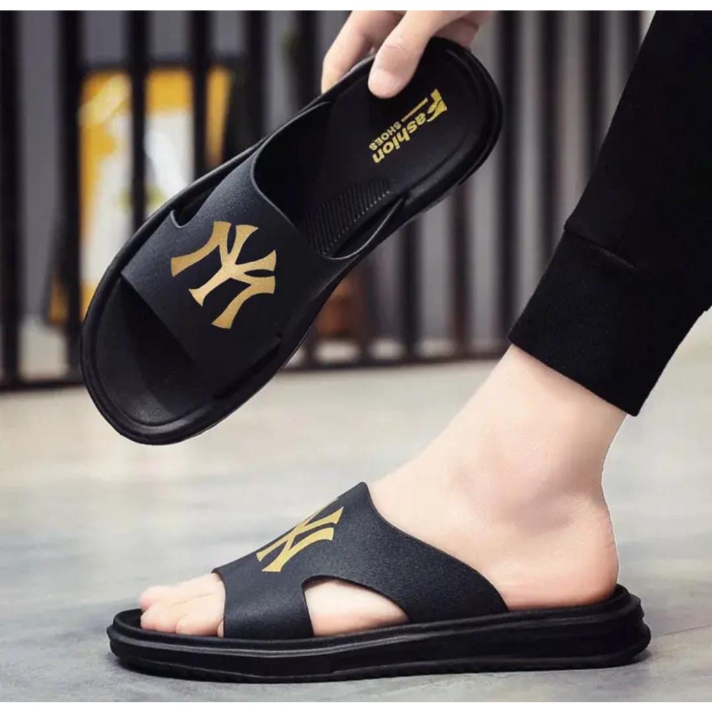 sandal pria slop / sendal selop slip on premium / kekinian MODEL IMPORT TERBARU VIRAL