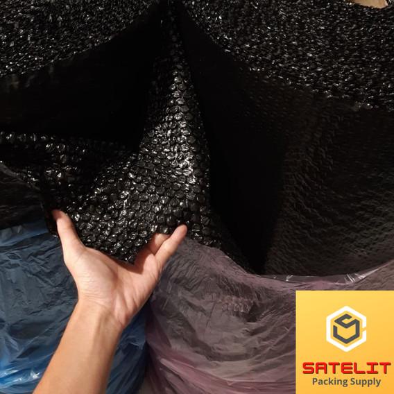 

BUBBLE WRAP ROLL 3KG HITAM KEMASAN PACKING