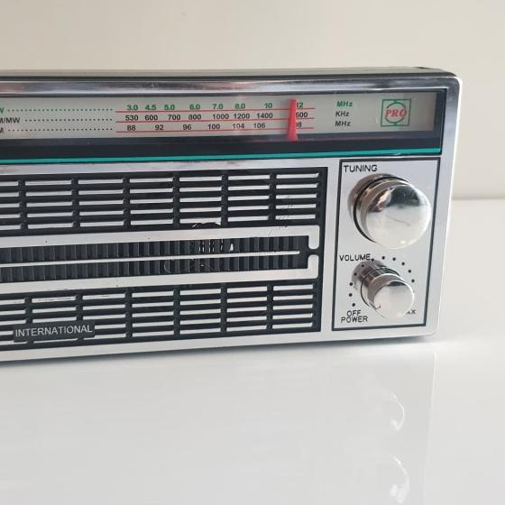 Radio Jadul / Radio International LR4250 FM/AM/SW