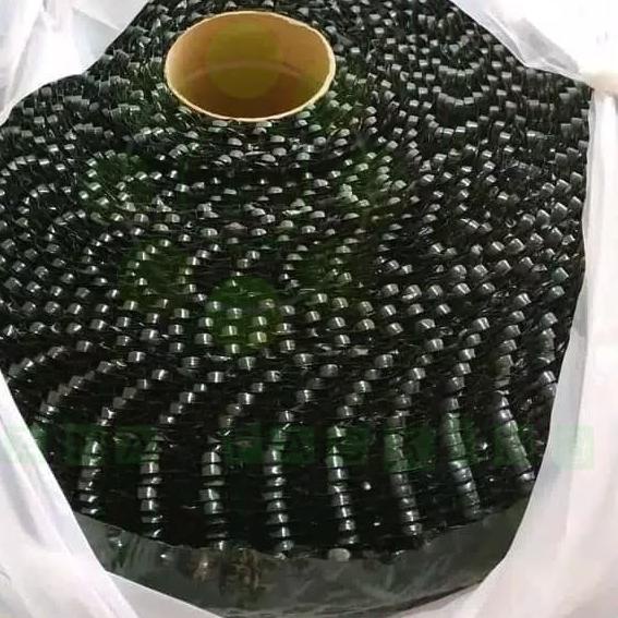 

BUBBLE / BUBLE WRAP BENING HITAM TEBAL DKM+ - BLACK 60CM
