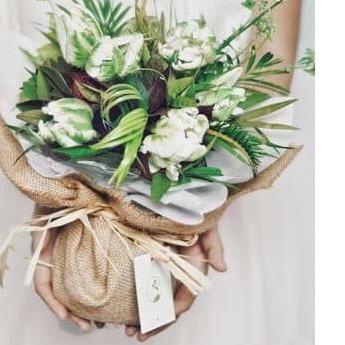 

KARUNG GONI / BURLAP (1 ROLL) FLOWER WRAP PEMBUNGKUS BUNGA