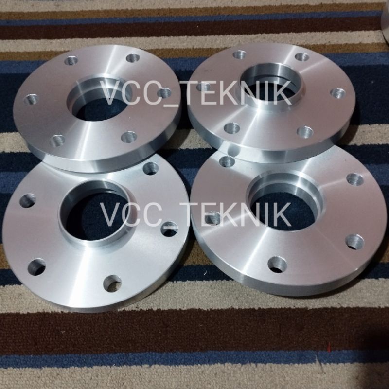 Spacer nok Nissan Navara 6x114.3 tebal 1,5cm~3cm