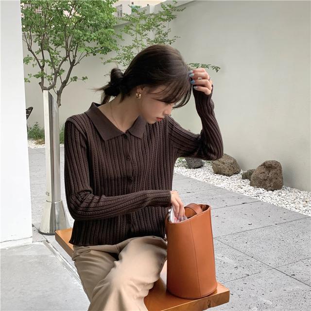 Red 2022 musim gugur baru pakaian wanita mahasiswa cardigan top gaya Korea chic slim kerah twist twist lengan panjang rajutan sweater