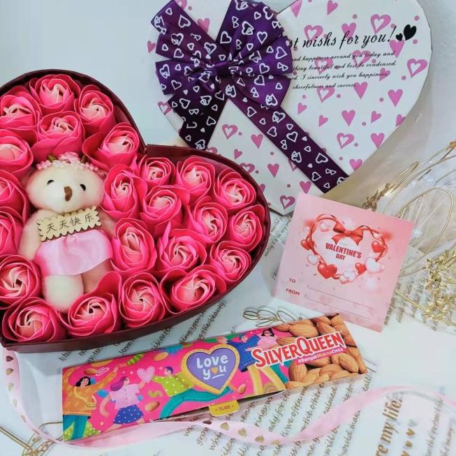 

Onemarkets Kado Bunga Valentine Kotak Love - Kado Anniversary F003D - Biru