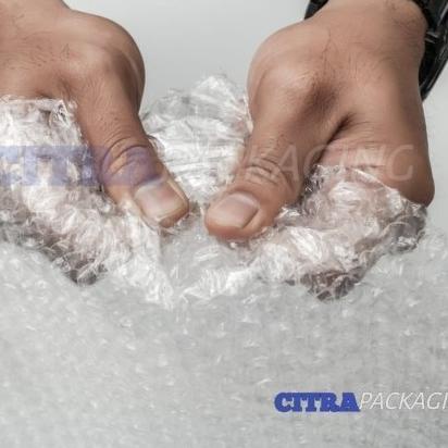 

BUBBLE BUBLE WRAP MURAH PREMIUM 125 CM X 50 M BENING - DKM GREEN