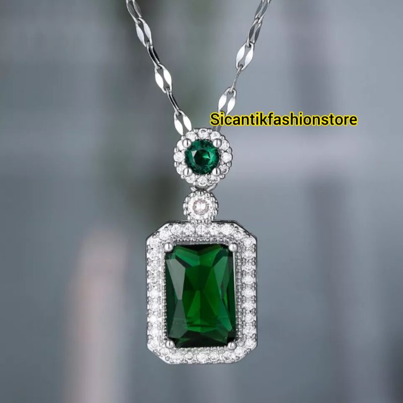 KALUNG TITANIUM WANITA LIONTIN BATU HIJAU TRENDING ASLI TITANIUM ANTI KARAT SELAMANYA KALUNG TITANIUM FASHION STYLE WANITA KOREA KEKINIAN LIONTIN BATU AKIK HIJAU PERMATA HARIAN KADO ULANG TAHUN