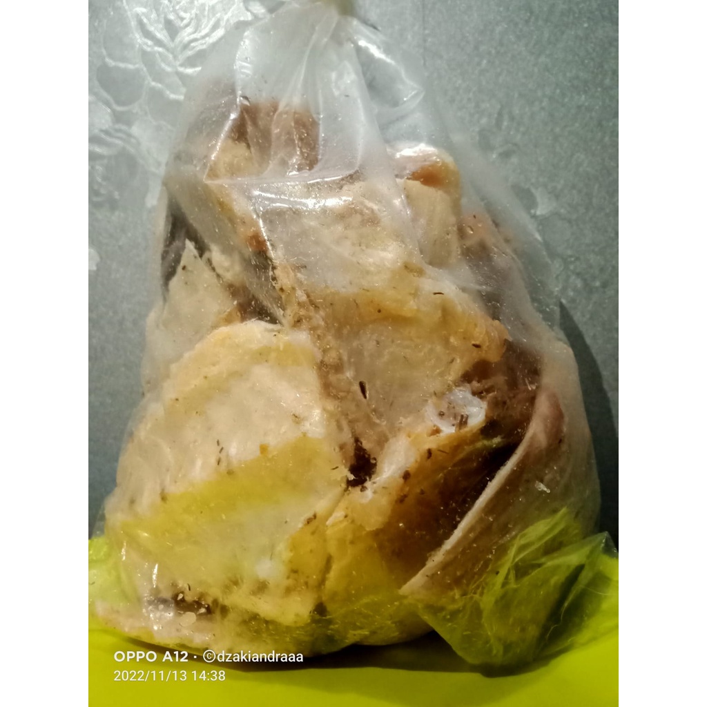 

Tulang Ikan Asin Jambal Roti