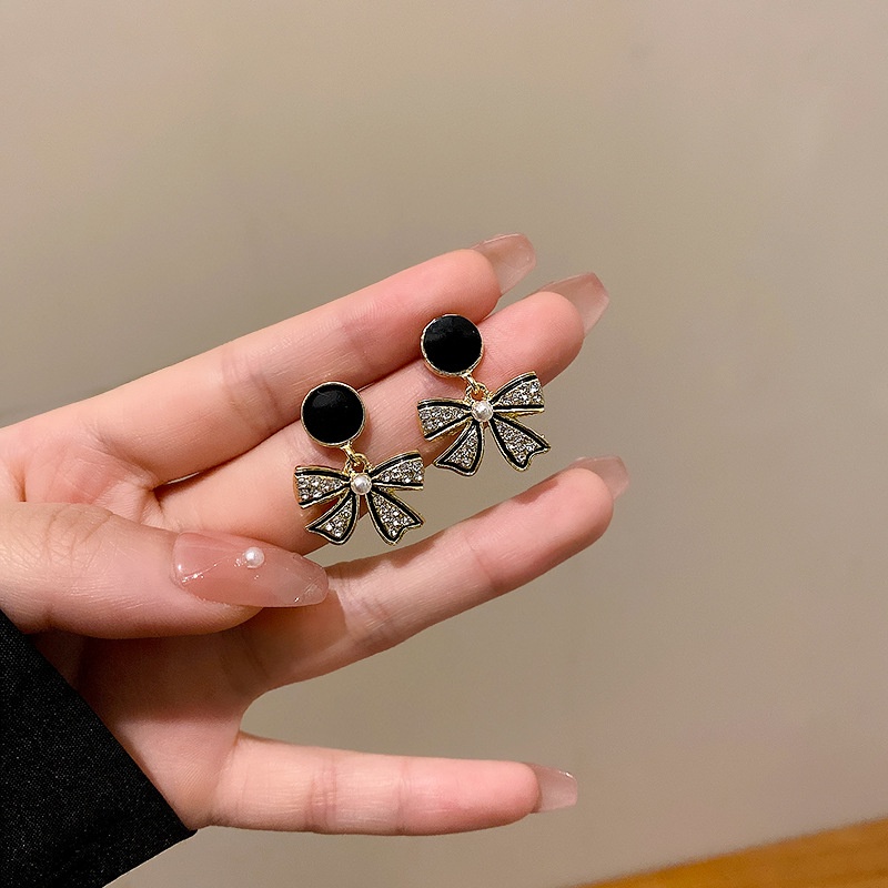 Anting Tusuk Desain Pita Hitam Hias Berlian Gaya Perancis Untuk Wanita