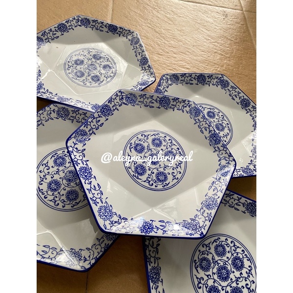 Piring hexagonal biru putih | piring makan | dinner plate