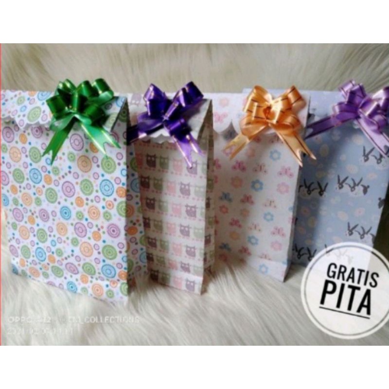 

PAPER BAG/BUNGKUS KADO INSTANT (MINIMAL ORDER 5PCS) HOME MADE FREE PITA