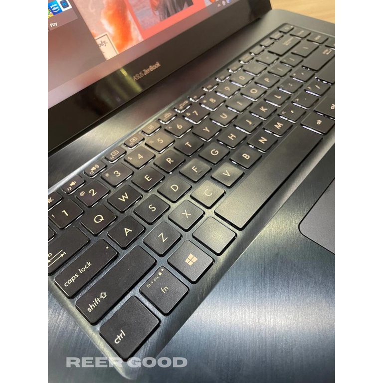 Laptop Gaming Asus Zenbook Pro 15 Core i7-8750H DUAL VGA RAM 16GB SSD 1TB TOUCHSCREEN BERGARANSI DAN BERKUALITAS !!!