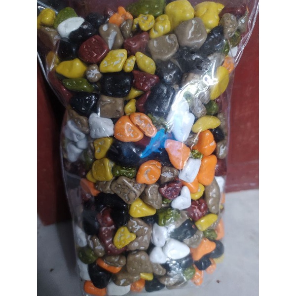 

Coklat Kerikil