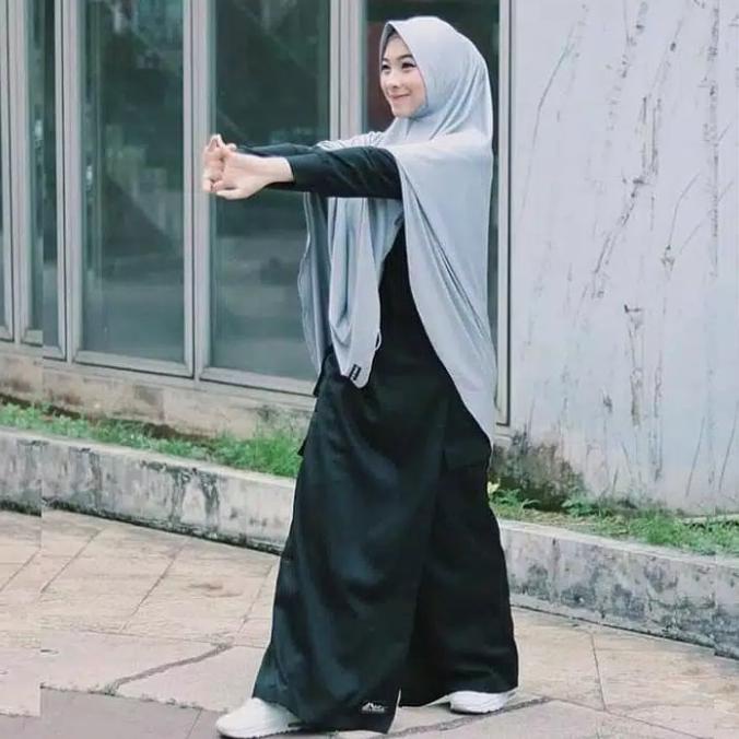 Rok Celana Lapangan Rocela Muslimah Bahan Drill Hitam