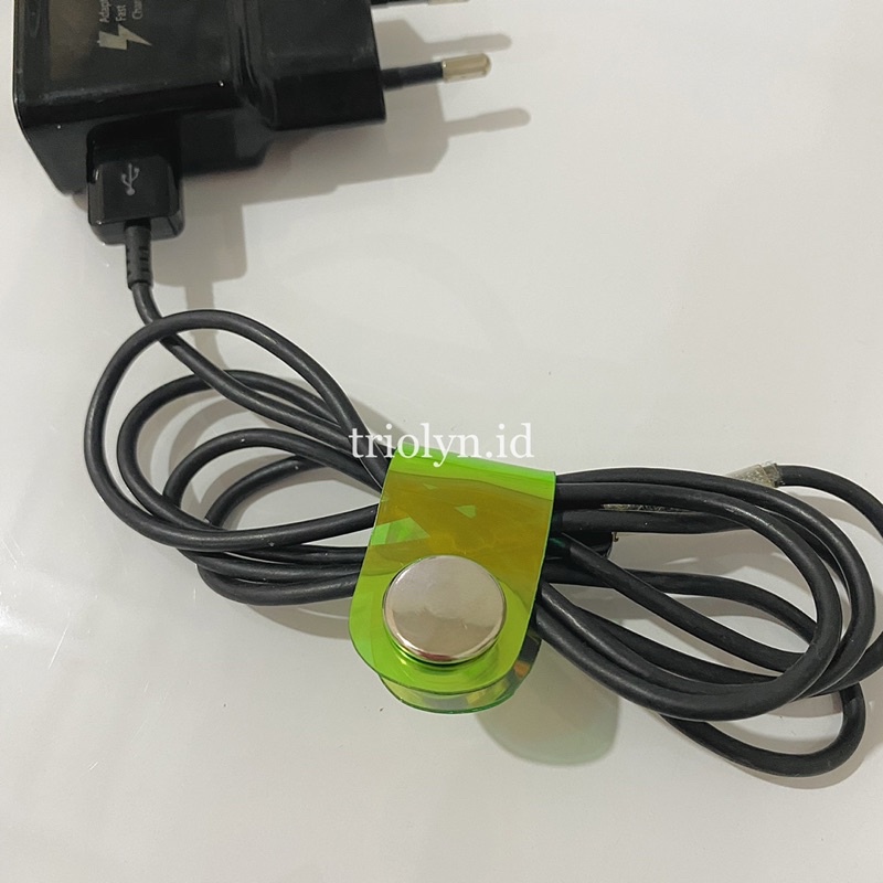 Cable Tie Charger Strap Cord Clip Penggulung Pengikat Kabel Klip Perapih PVC