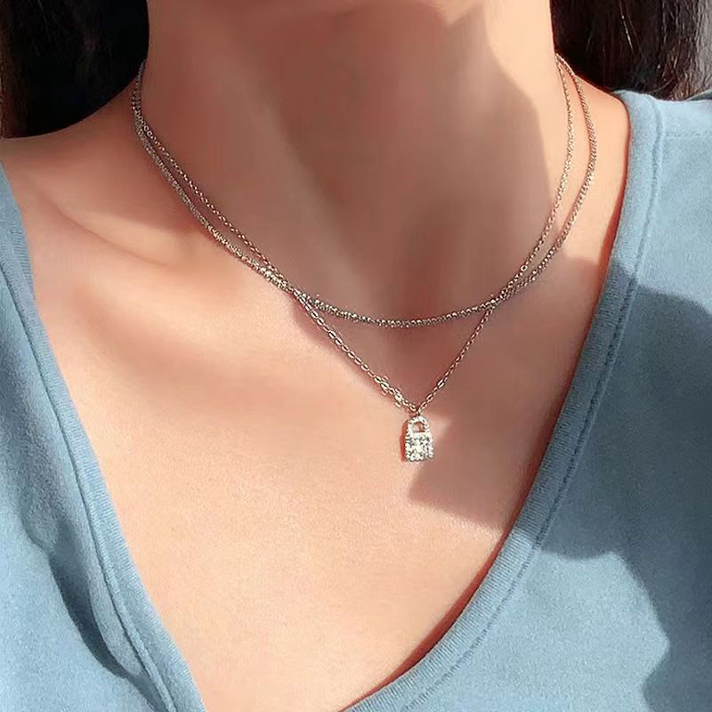 Fashion Women Jewelry Alloy Rhinestone Lock Pendant Necklace