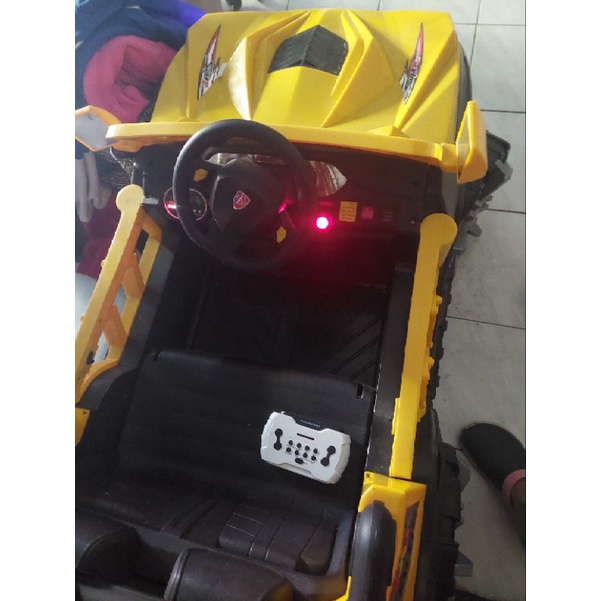 Mobil mainan aki anak jeep exotic EJP7702 mobil aki 12V 7AH murah baru