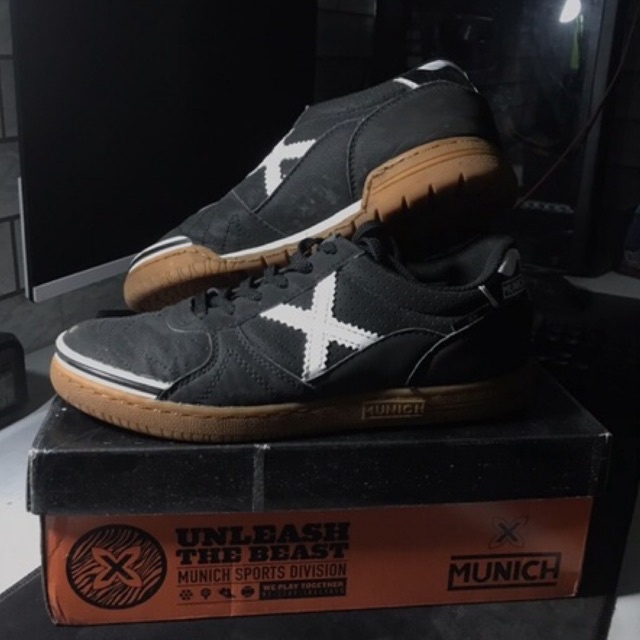 Sepatu Futsal X-Munich G3 Profit Black/White Gum Second.