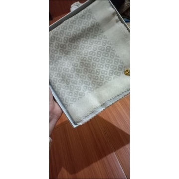 tapis seed buttonscarves