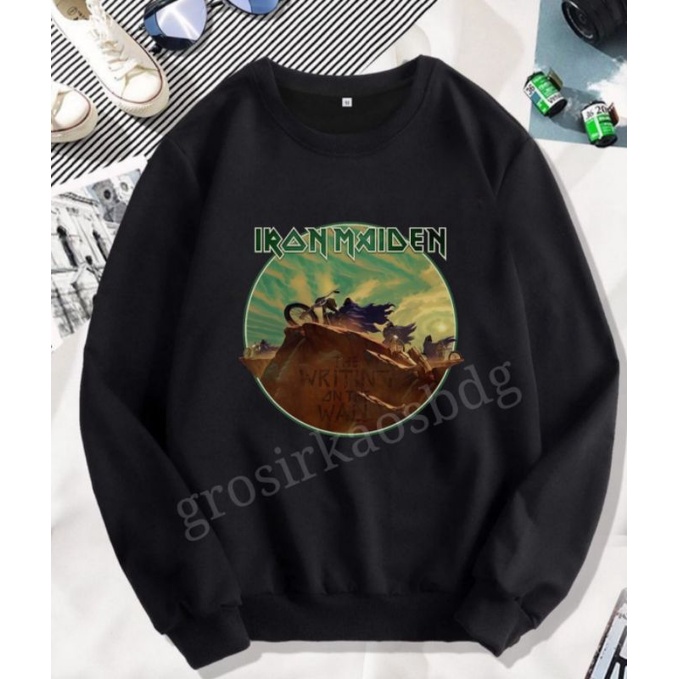 Sweater crewneck musik Iron Maiden terbaru