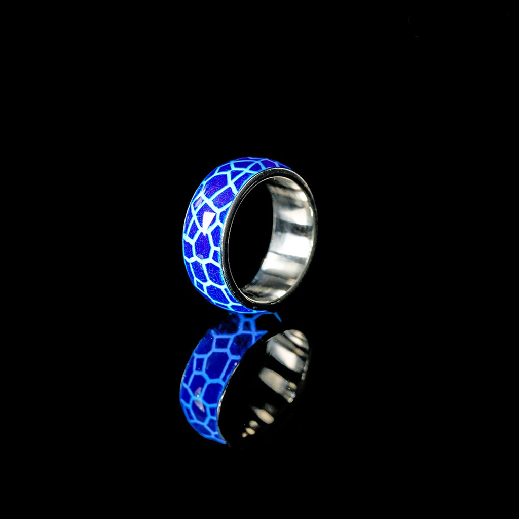 Cincin Luminous Bahan Stainless Steel Gaya Vintage Untuk Unisex