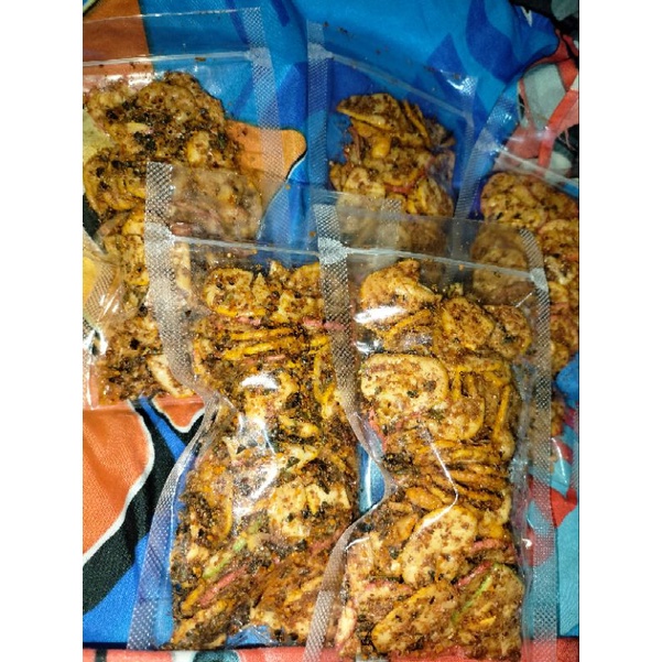 

KRUPUK SEBLAK DAUN JERUK