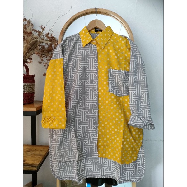 Dissa shirt kemeja batik oversize 2 tone.