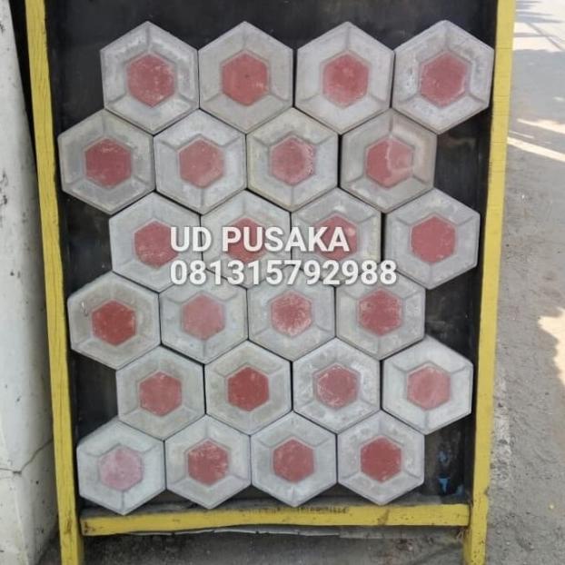 PAVING BLOCK CONBLOCK ANTIK SEGI MERAH